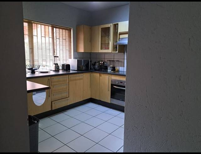 1 BEDROOM PROPERTY TO RENT IN WESTDENE